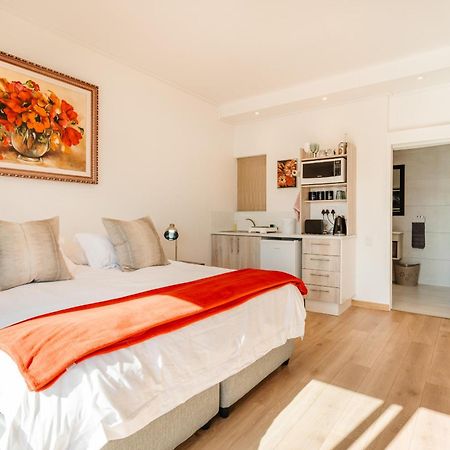 Vlei Cove Guesthouse Cape Town Ngoại thất bức ảnh